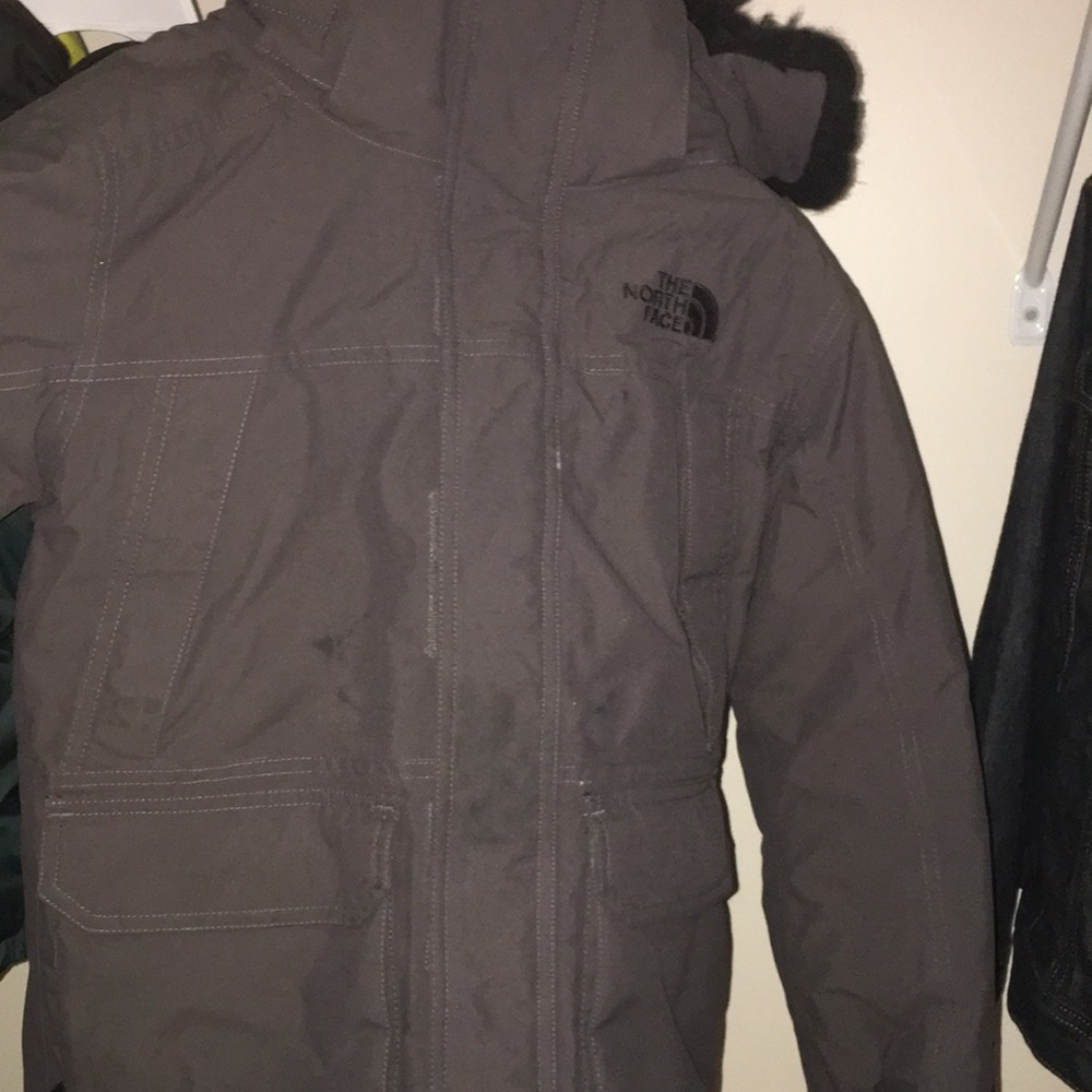 Boys north face coat waist length size 7/8